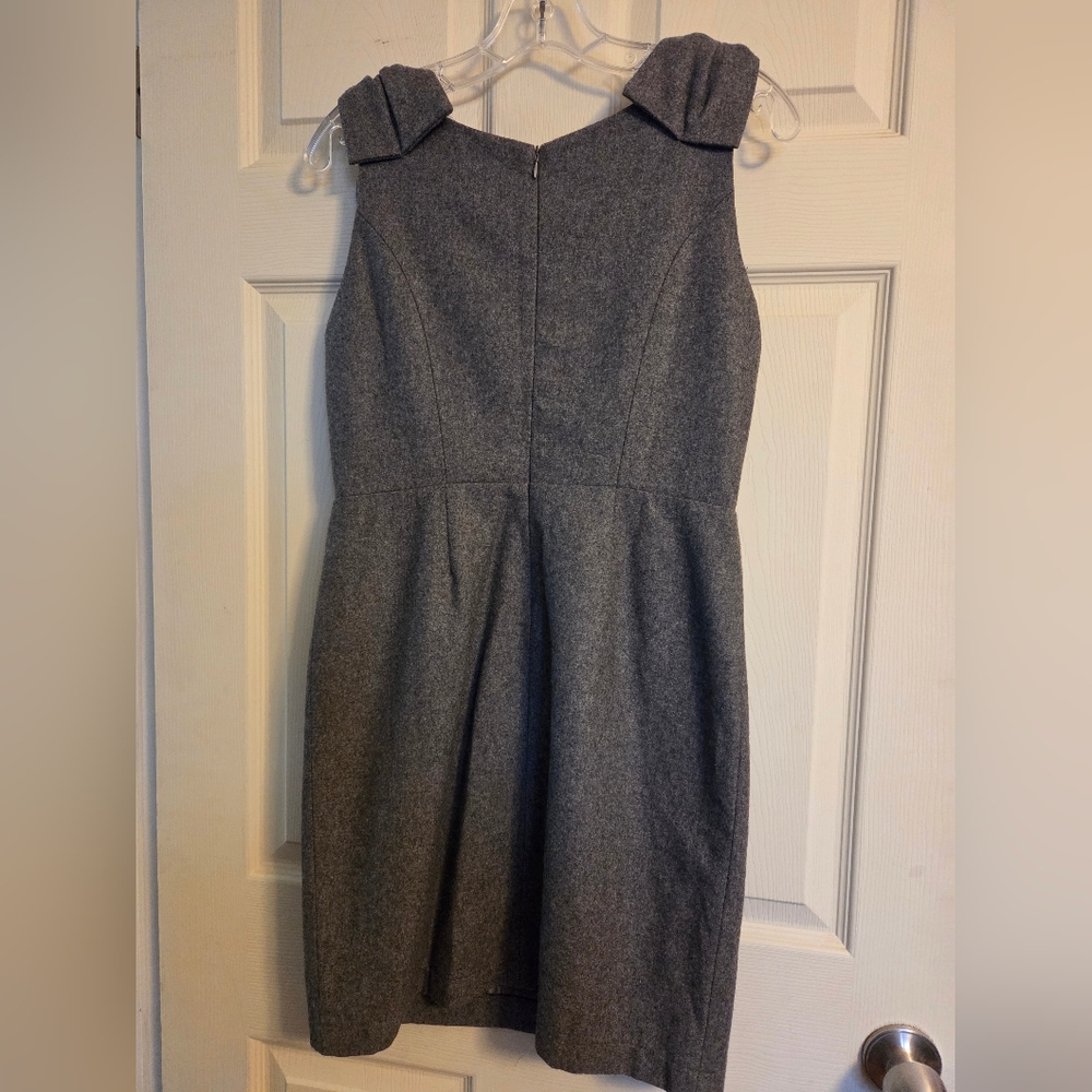 Monteau Sleeveless Gray Bow Sheath Dress Size Medium - Picture 9 of 16